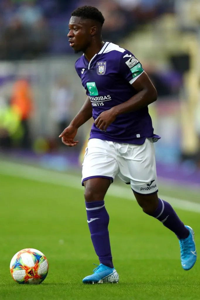 Amuzu estava no futebol belga. Dean Mouhtaropoulos/Getty Images