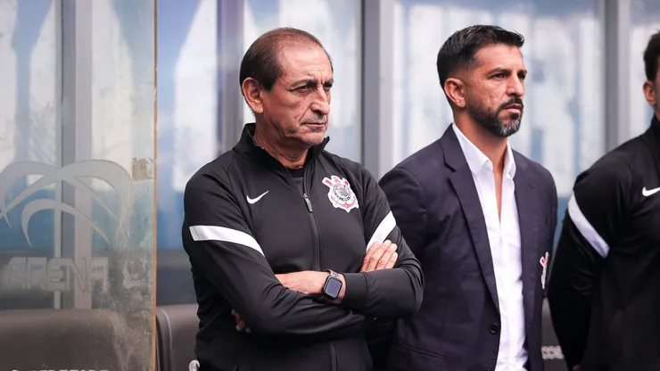 Ramón Díaz conta com zagueiro para 2025
