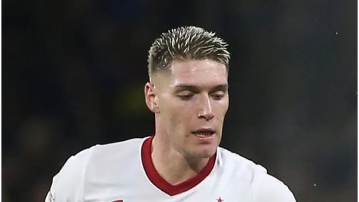 Benjamín Rollheiser, meia-atacante do Benfica - Foto: Daniel Jayo/Getty Images