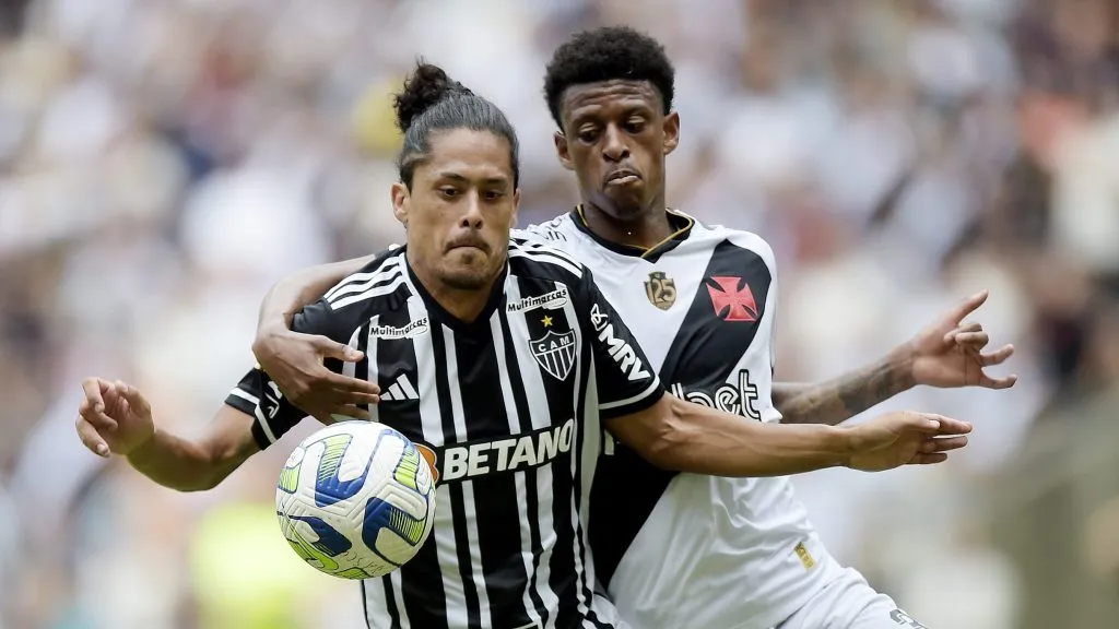 Mauricio Lemos durante partida. Foto: Alexandre Loureiro/AGIF
