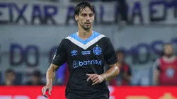 Rodrigo Caio em partida pelo Grêmio - Foto: Maxi Franzoi/AGIF