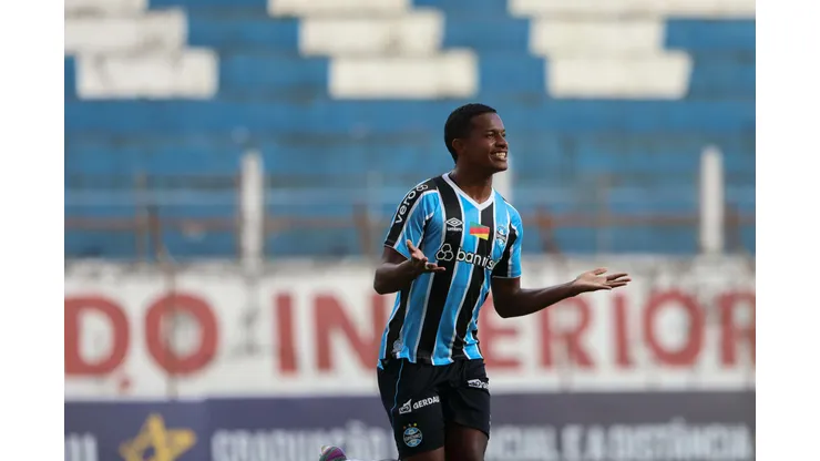Jardiel, atacante da base do Grêmio durante partida deste sábado (11/01) na Copinha revolta torcida