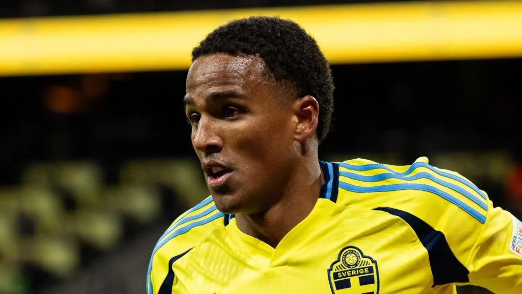 Niclas Eliasson, atacante do AEK Atenas