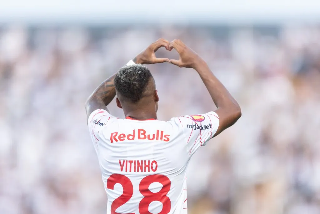 Vitinho jogador do Internacional