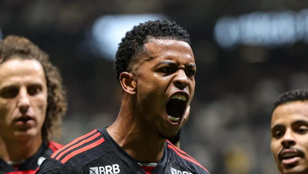 Foto: Gilson Lobo/AGIF – Atacante acabou com jejum de quase seis meses sem balançar as redes.