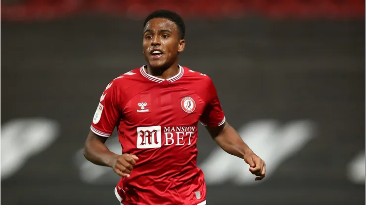 Atleta também já atuou no futebol inglês. Photo by Pete Norton/Getty Images