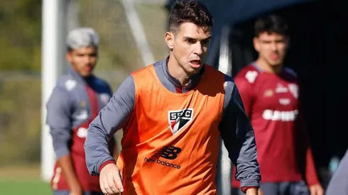 Oscar chama a atenção em pré-temporada por lances de qualidade e golaço. Foto: Reprodução/Instagram/São Paulo FC