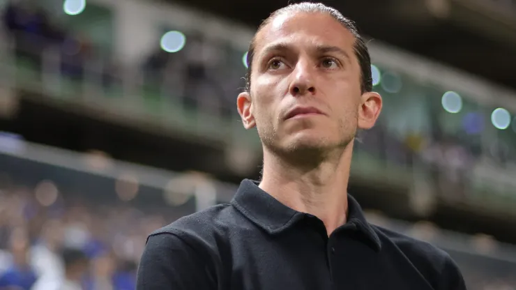 Fabrício Bruno revela que Filipe Luís lhe deu apoio em saída do Flamengo.