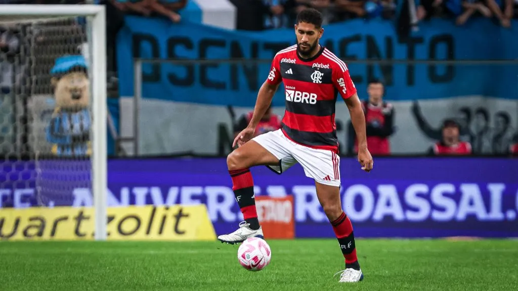 Pablo nunca conseguiu render o esperado pelo Flamengo - Foto: Maxi Franzoi/AGIF.
