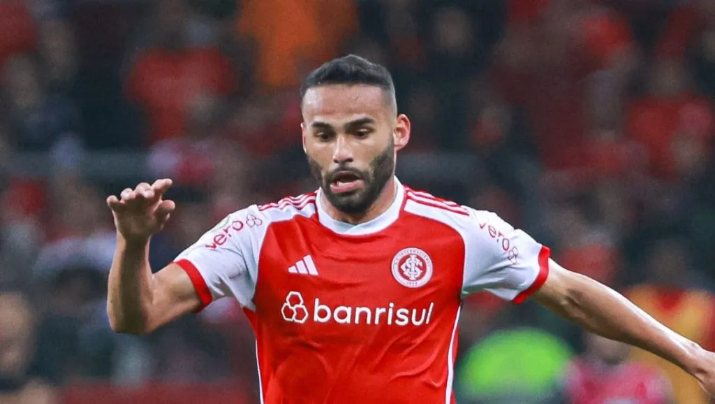 Foto: Maxi Franzoi/AGIF – Thiago Maia tem contrato no Internacional até 2026.