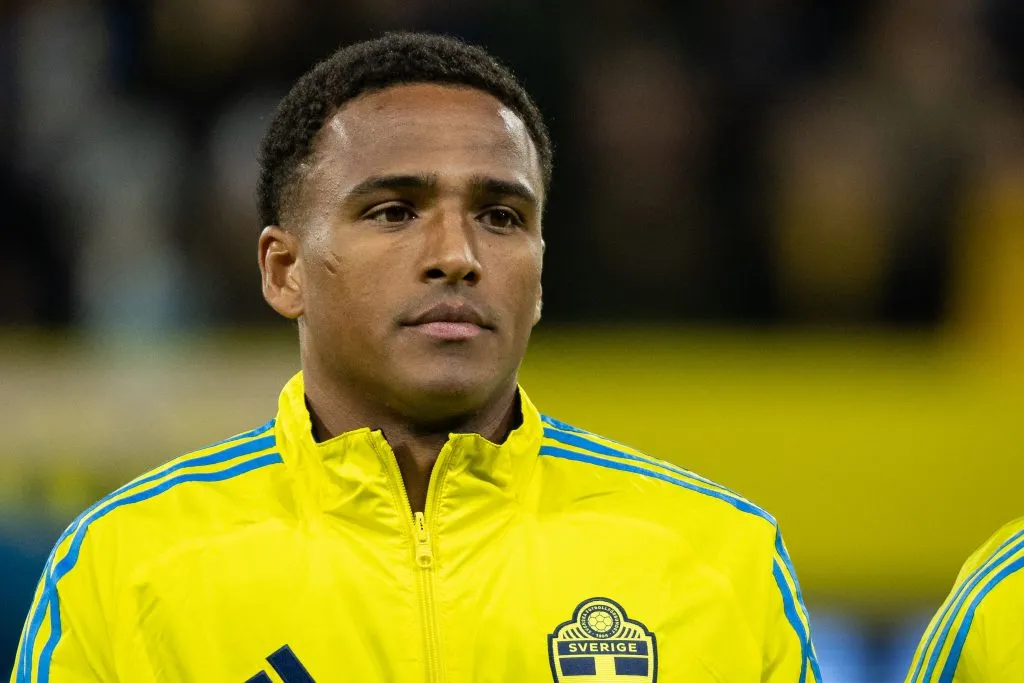 Niclas Eliasson na mira de Santos e Grêmio