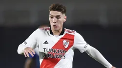 Benjamín Rollheiser vem da base do River Plate e hoje tem contrato no Benfica. Santos tem interesse no ponta de 24 anos