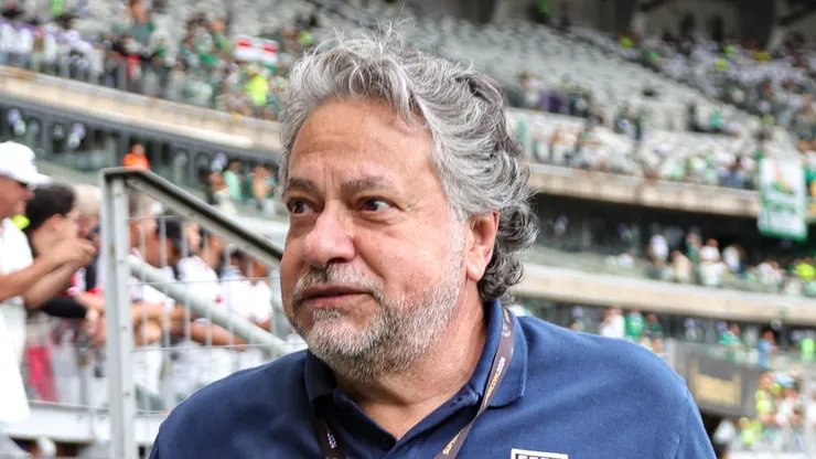 Casares respondeu cartola do Verdão sobre torneio nos EUA.
