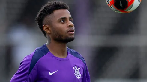 Diego Palacios durante treinamento no CT Joaquim Grava, em 2025. Foto: Rodrigo Coca/Ag. Corinthians