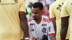 Situação extracampo de Allan é bem delicada.