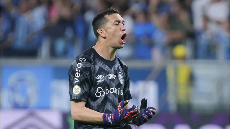 Marchesín, goleiro do Grêmio, construiu uma identificação interessante. Foto: Maxi Franzoi/AGIF