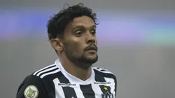 Gustavo Scarpa durante jogo do Galo contra o Flamengo.