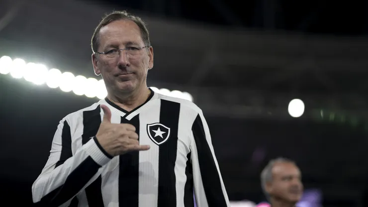 John Textor busca reforços para o Botafogo