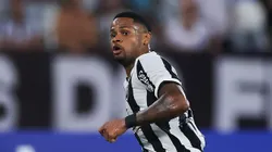 Júnior Santos é ausência em reapresentação do Botafogo - Foto: Buda Mendes/Getty Images