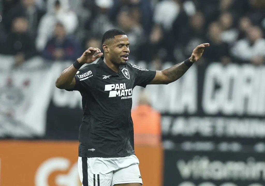 O atacante foi ausência na reapresentação do Botafogo