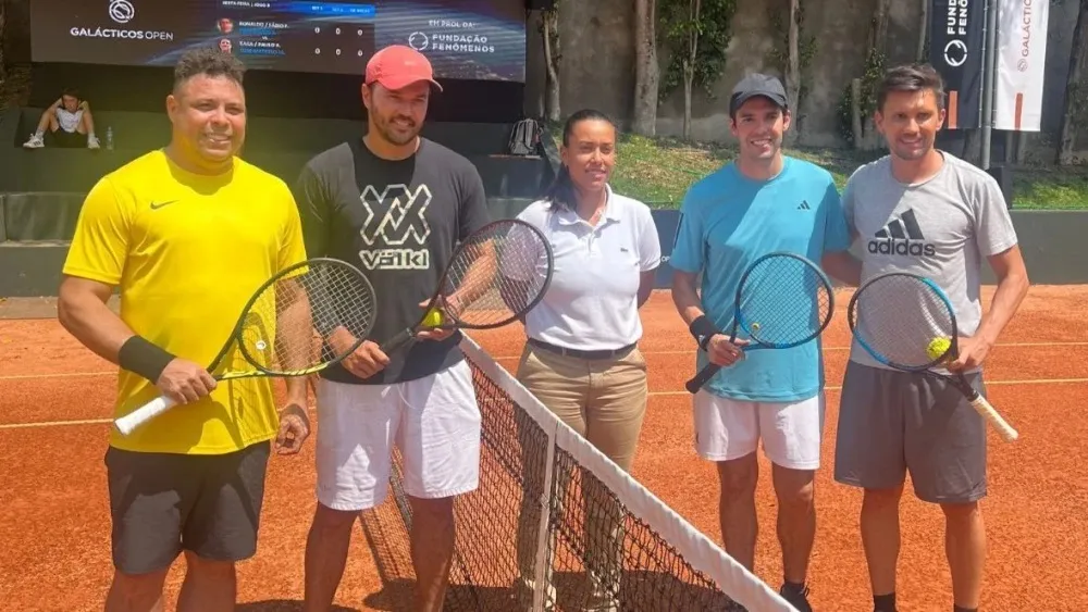 Ronaldo Fenômeno e estrelas do esporte durante evento beneficente de tênis sediado em sua mansão. Foto: Reprodução/Ronaldo/Redes sociais