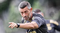 Pedro Caixinha é a aposta do Santos para 2025. Foto: Raul Baretta / Santos FC