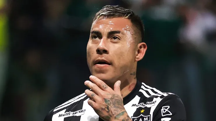 Eduardo Vargas durante partida entre Palmeiras e Atlético-MG, no Allianz Parque, pela Libertadores 2022.