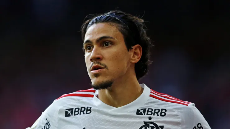 Pedro durante partida contra o CAP.