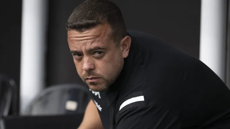 Ramon Lima durante partida entre Nova Iguaçu e Vasco, pelo Campeonato Carioca.