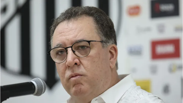 Marcelo Teixeira durante coletiva no Peixe.