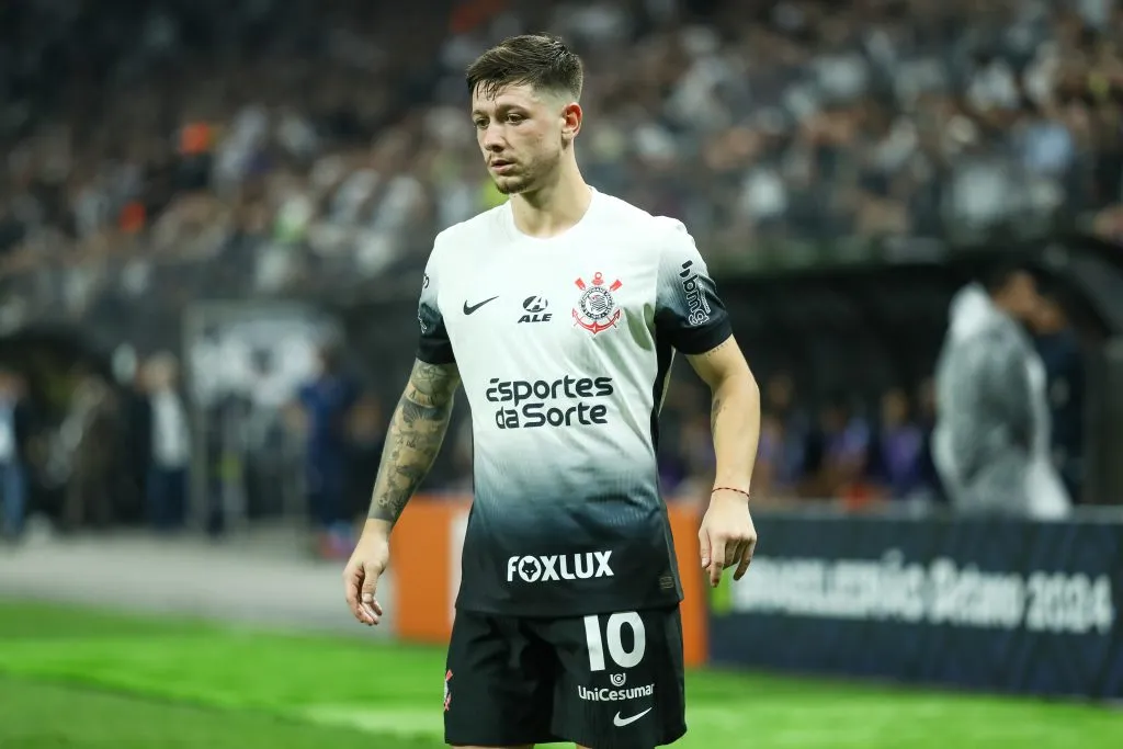 Situação de Garro é exposta no Corinthians – Foto: Marco Miatelo/AGIF