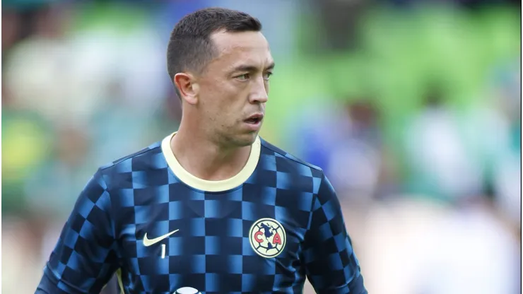 Marchesin pede ajuda a Quinteros para deixar o Grêmio - Foto: Leopoldo Smith/Getty Images