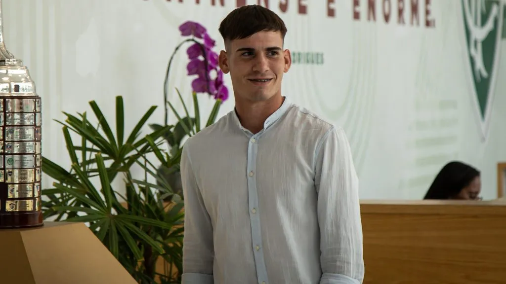 Pagamento pelo atacante gera preocupação no Uruguai – Fotos: Marcelo Gonçalves/FFC