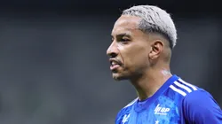 Matheus Pereira, jogador do Cruzeiro durante partida contra o São Paulo, em Orlando - Foto: Gilson Lobo/AGIF