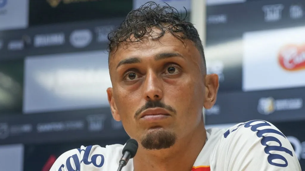 Pituca também jogará com a 10 no Santos