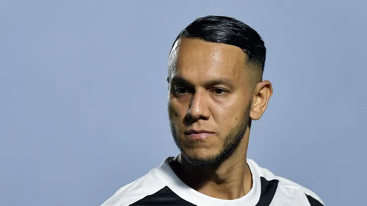 Souza jogará pelo Vasco no Carioca