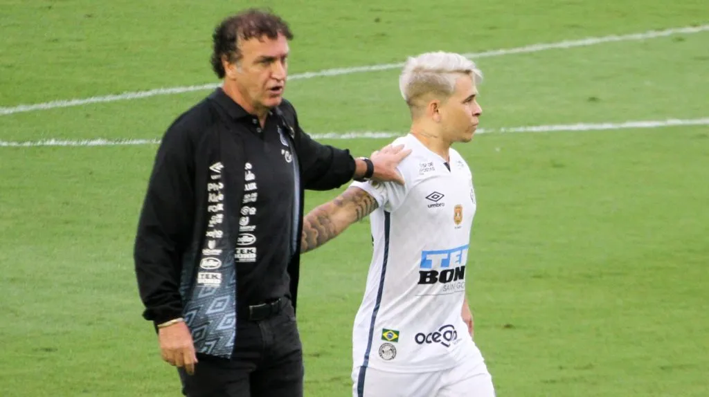 Soteldo e Cuca tem ótimo relacionamento - Foto: Fernanda Luz/AGIF.