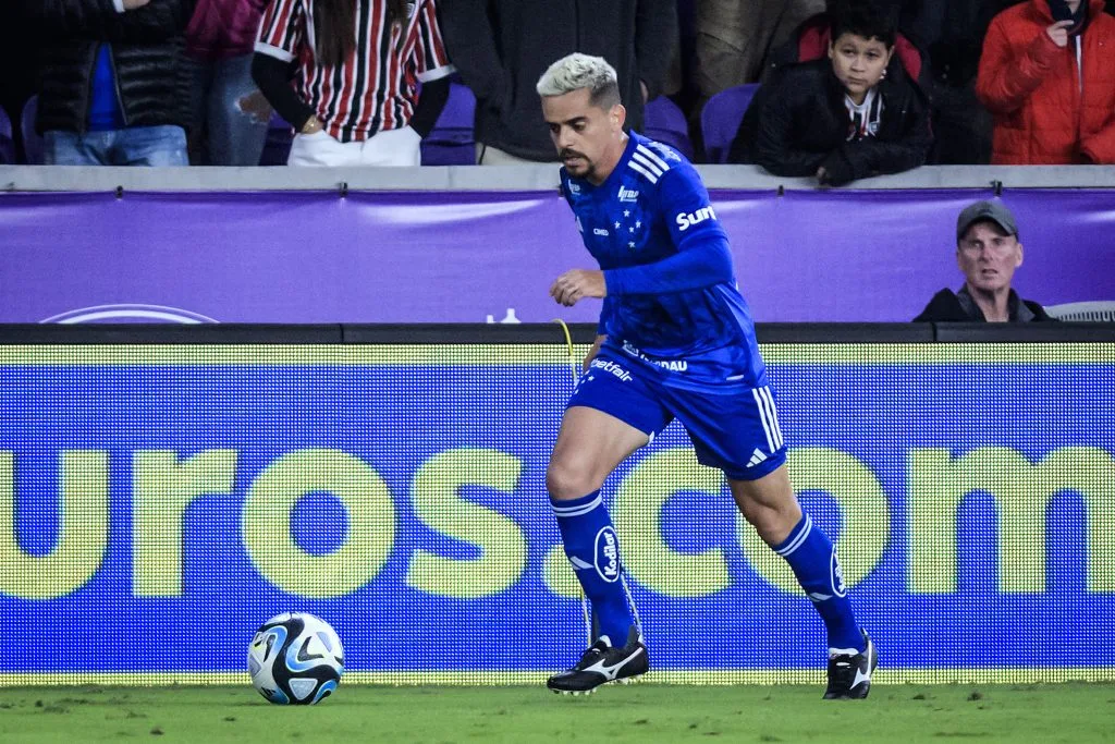 Fagner durante a partida desta quarta-feira (15). Foto: Gustavo Aleixo / Cruzeiro