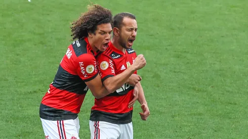 Everton Ribeiro e Arão em 2021 pelo Flamengo (Marcello Zambrana/AGIF)