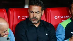 Artur Jorge atualmente comanda o Al-Rayyan - Foto: Luiz Erbes/AGIF.