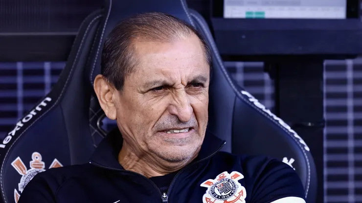 Ramón Díaz no comando do Corinthians (Marcello Zambrana/AGIF)