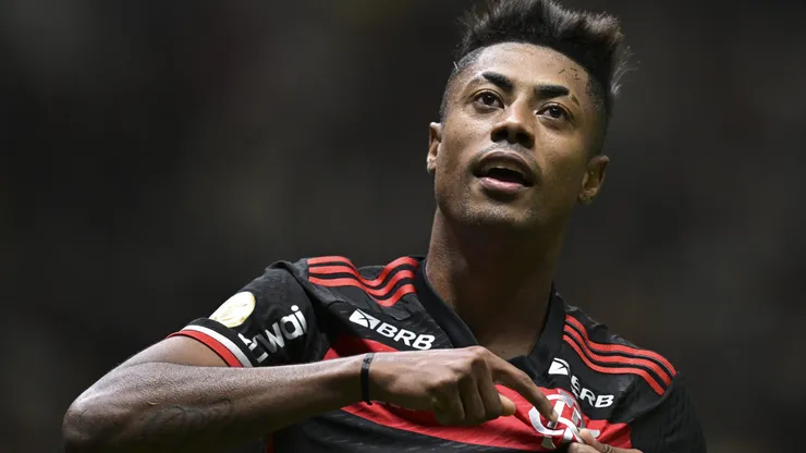Bruno Henrique em ação pelo Flamengo - Foto: Pedro Vilela/Getty Images.