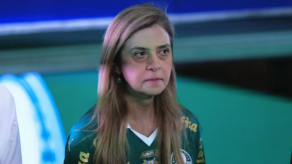 Leila Pereira vem sendo muito cobrada nos bastidores – Foto: Ettore Chiereguini/AGIF