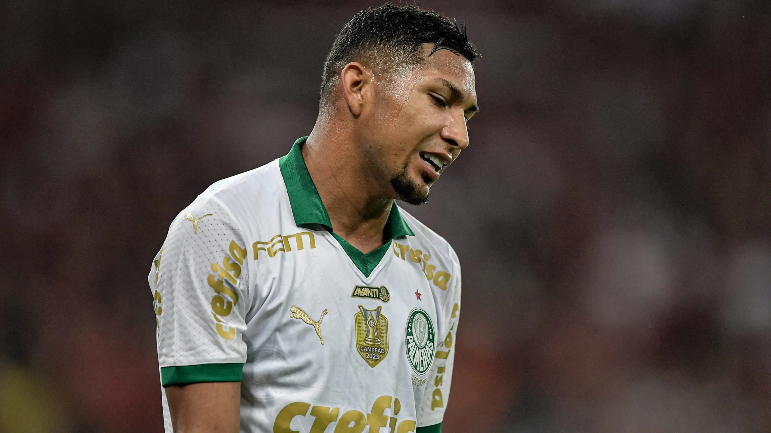 Rony vive má fase no Palmeiras