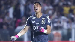 Gabriel Brazão, em ação pelo Santos - Foto: Campos/AGIF)