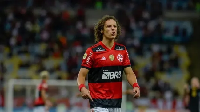 David Luiz em ação pelo Flamengo – Foto: Marcelo Cortes/Flamengo