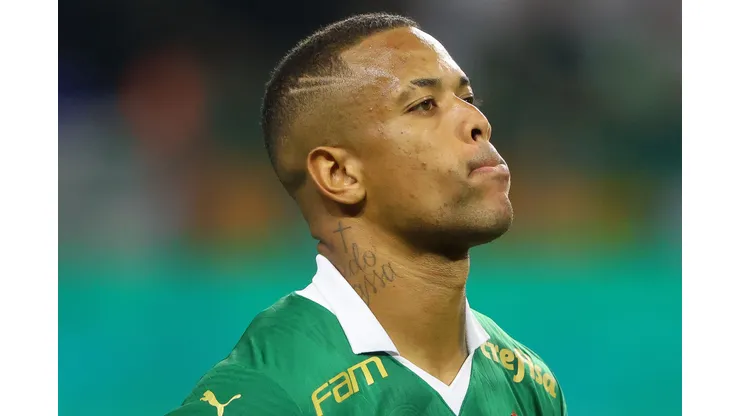 Caio Paulista em ação pelo Alviverde.