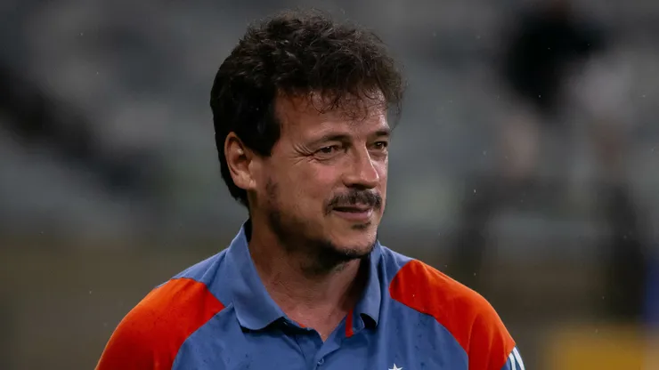 Fernando Diniz no comando do Cruzeiro. Foto: Fernando Moreno/AGIF