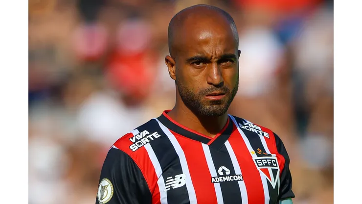 Lucas Moura em Red Bull Bragantino x São Paulo pelo Brasileirão 2024 Foto: Joisel Amaral/AGIF