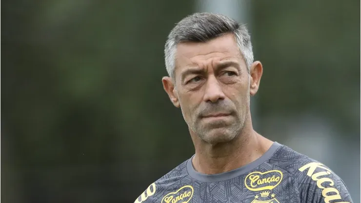 Caixinha não conta com o defensor para a sequência da temporada.